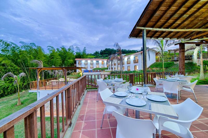 La Huerta Hotel Jiguales Buitenkant foto